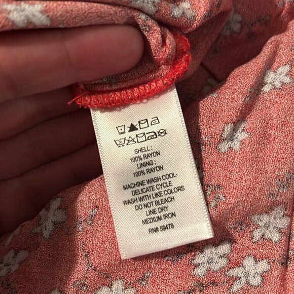 Mercer and Madison Red Floral Summer Dress Size 2 - Picture 6 of 6